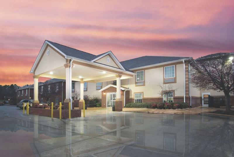 La Quinta Inn By Wyndham Calhoun South I-75 Εξωτερικό φωτογραφία